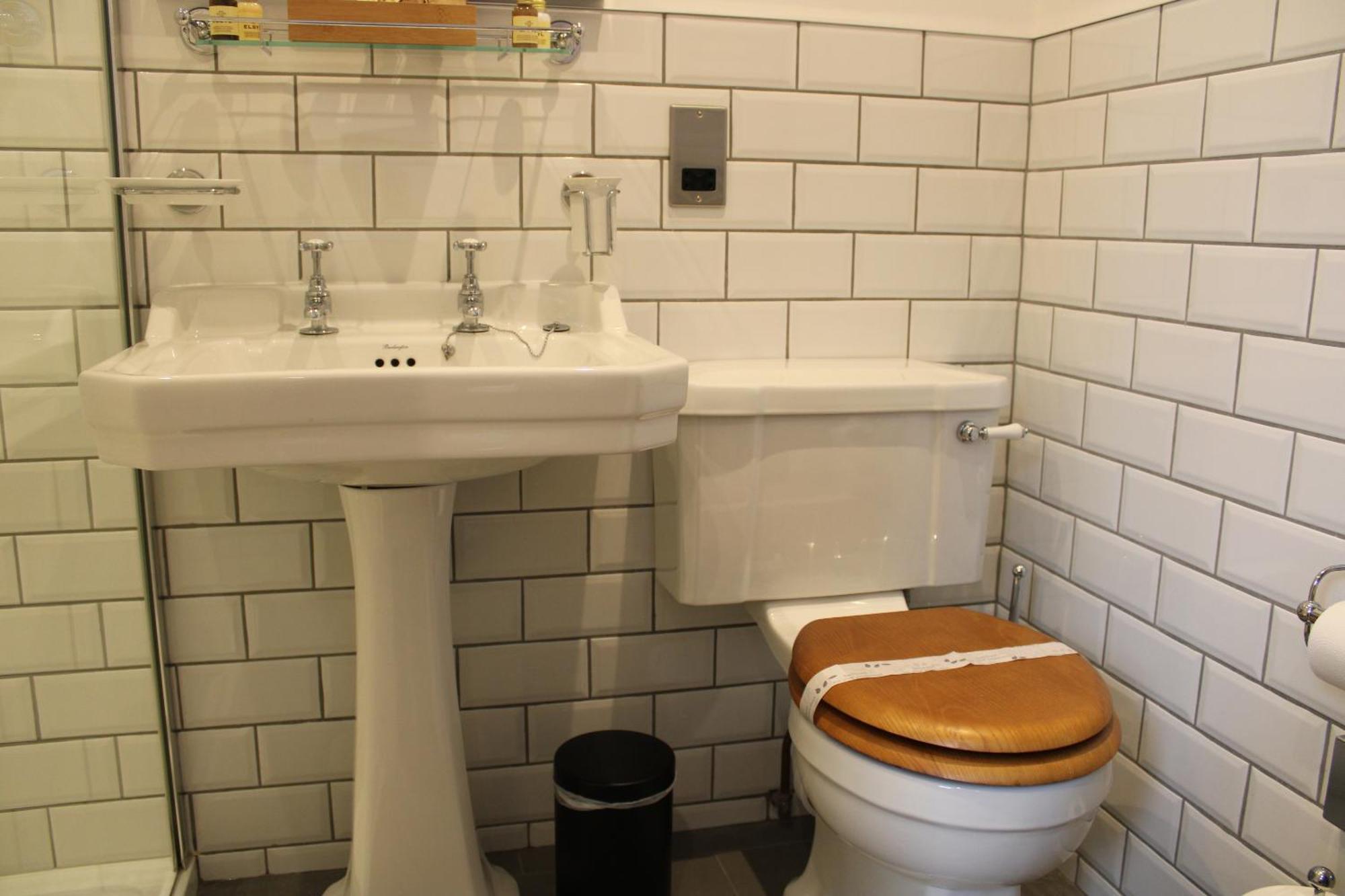 The White Lion Bed & Breakfast Ventnor Bagian luar foto